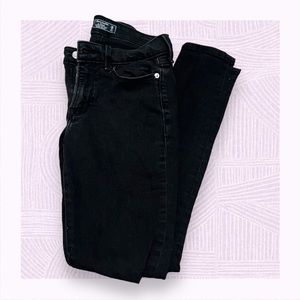 Black denim Abercrombie & Fitch - Harper Low Rise Ankle Jean - Size 25 / 0